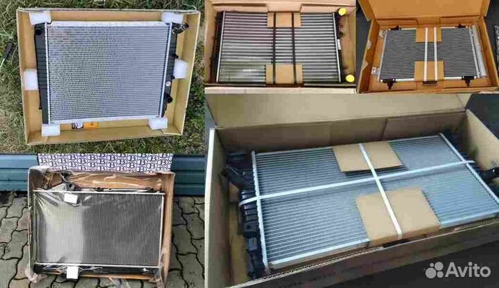 Стеклоподъемник задний правый (без мотора)