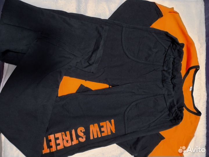 Новый спортивный костюм женский 46