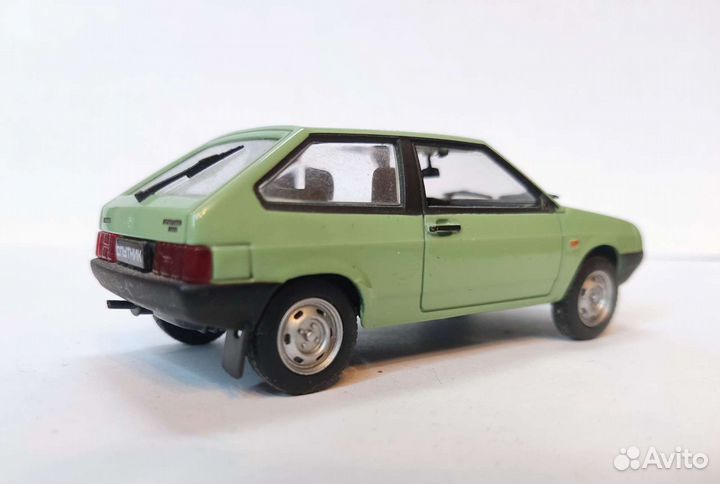 Модель автомобиля ваз 2108,1:43