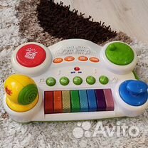Электронное игрушечное пианино