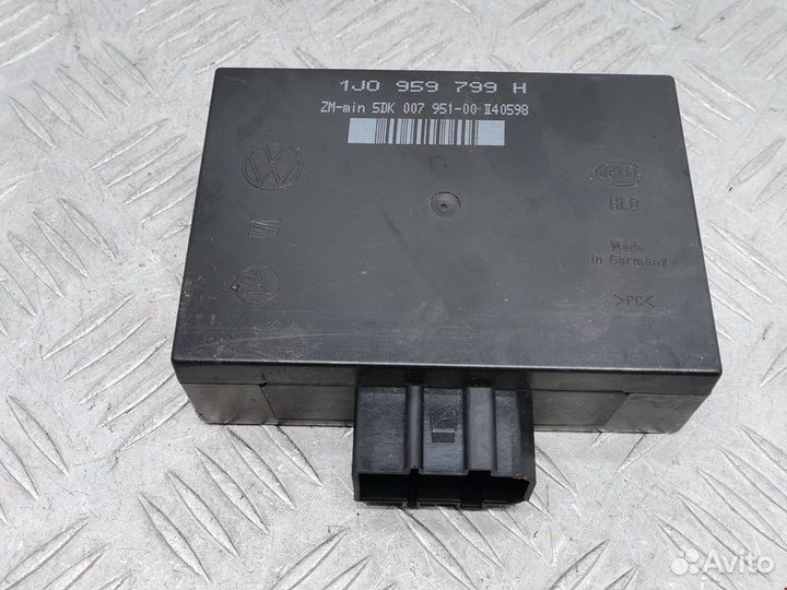 Блок комфорта для Volkswagen Golf 4 1J0959799H