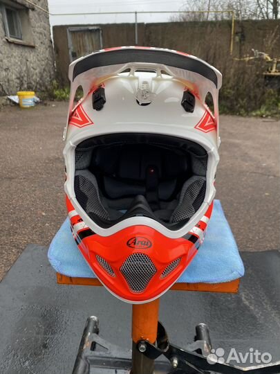 Кроссовый шлем Arai MX-V