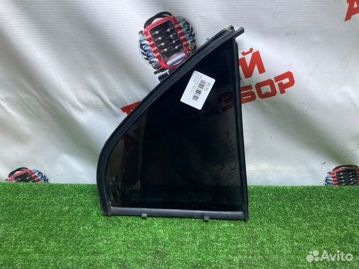 Форточка двери задняя левая Hyundai Accent 2