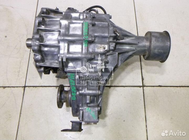 Коробка раздаточная Nissan 33100-VK400