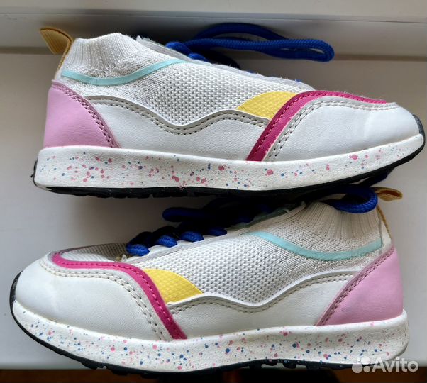 Детские кроссовки 28