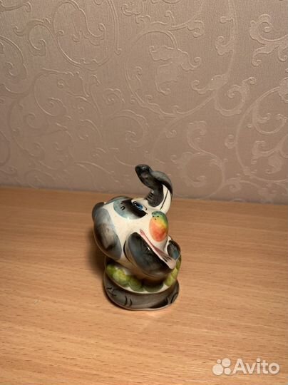 Слоненок. Фигурка