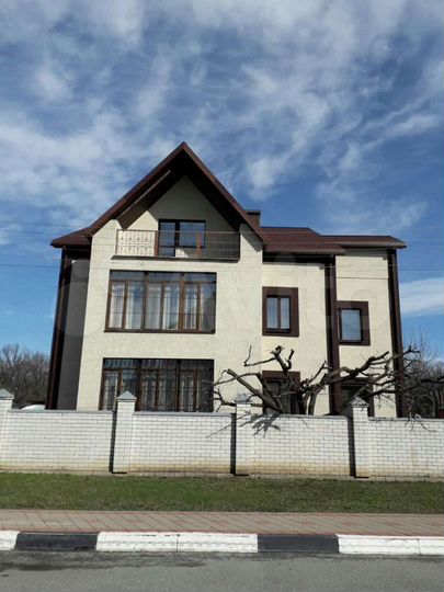 Дом 360 м² на участке 13,5 сот.