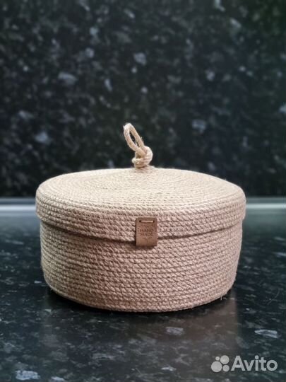 Корзинка из джута с крышкой