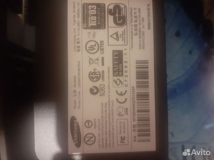 Монитор Samsung