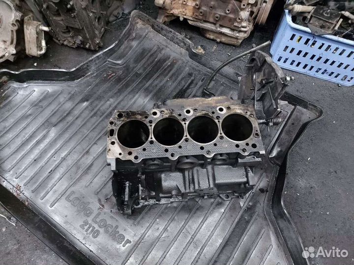 Блок цилиндров Hyundai Starex H1 2.5td D4BH 4D56