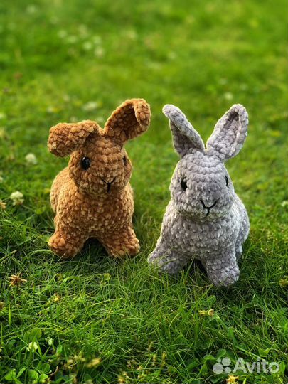 Плюшевый заяц. Вязаная игрушка. Заяц. Кролик