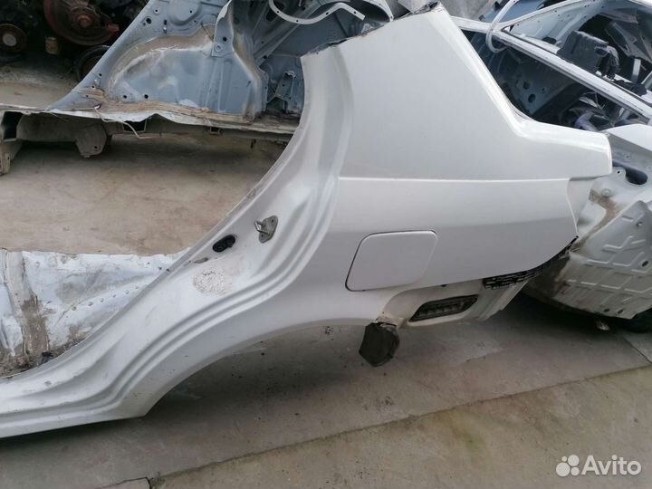 Крыло заднее левое Faw V5