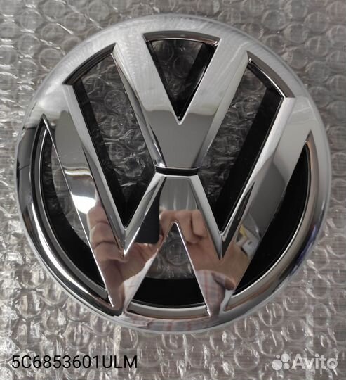 Эмблема знак jetta 2010