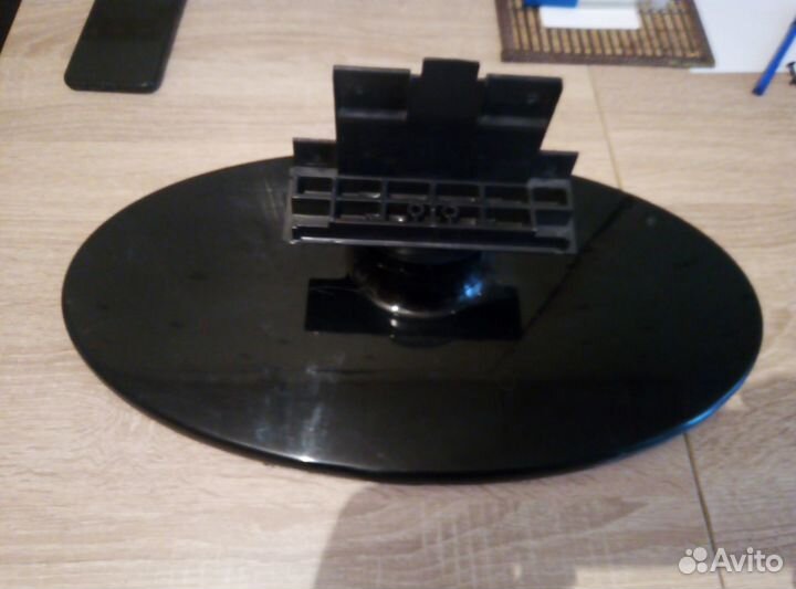 Разбираю Samsung LE32C454