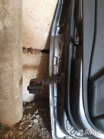 Правая дверь solaris (оригинал)