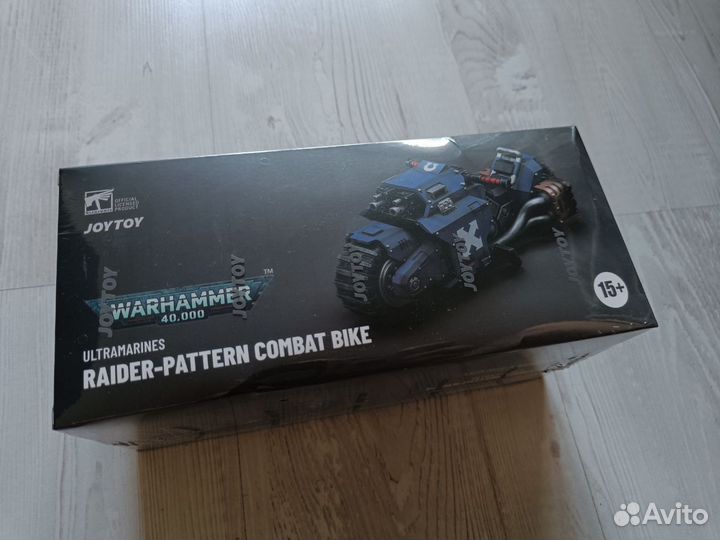 Joytoy Warhammer 40k Ultramarines Bike