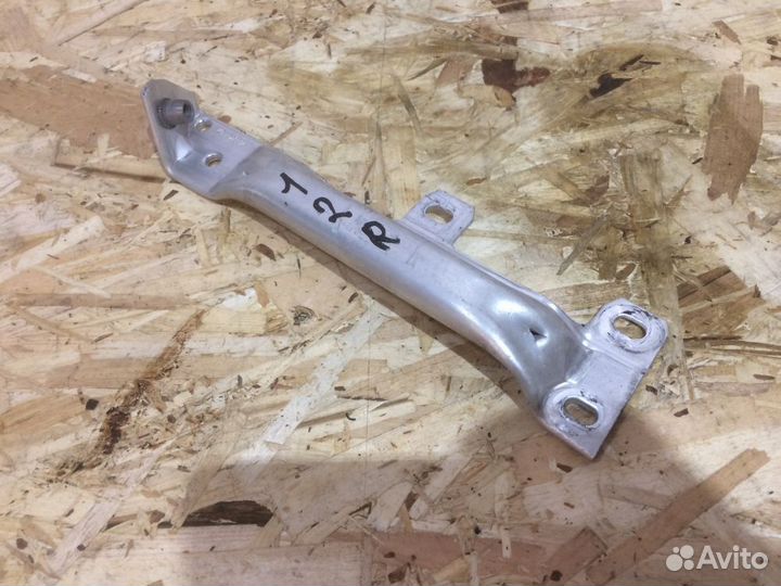 BMW F10 Соединение телевизора правое с Японии