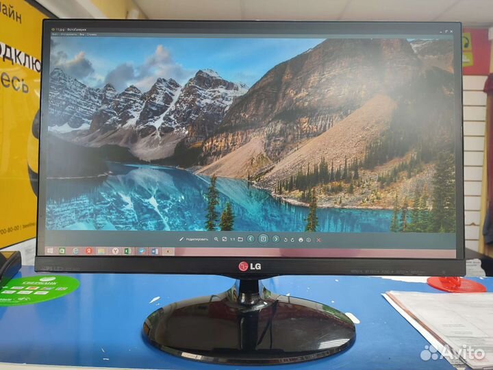 Монитор LG Flatron 22EA63T-PB 22
