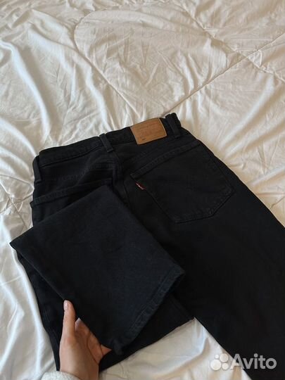 Джинсы женские levis