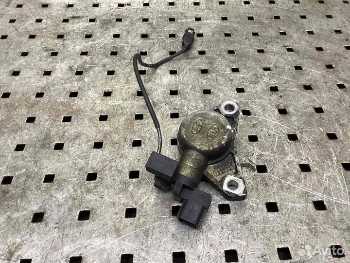 Датчик положения распредвала Hyundai Santa Fe