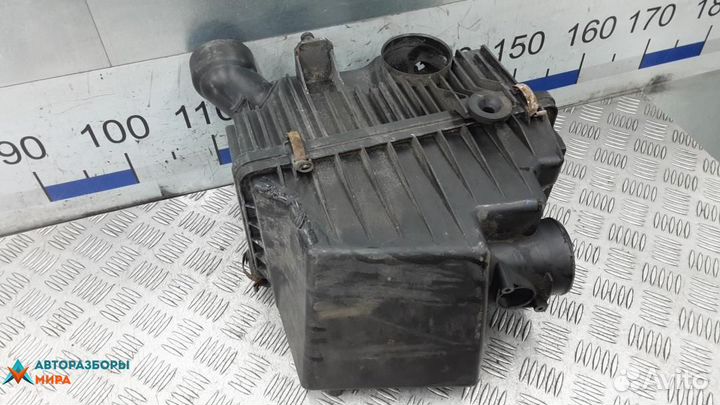 Корпус воздушного фильтра Mazda CX-7 2008