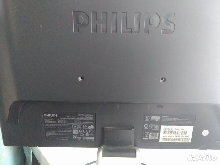 Монитор Philips