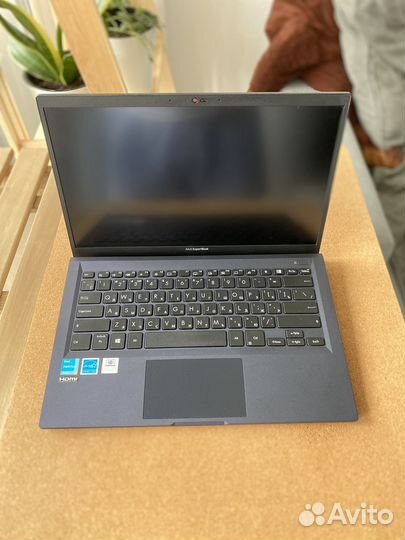 Ноутбук asus expertbook B1400C