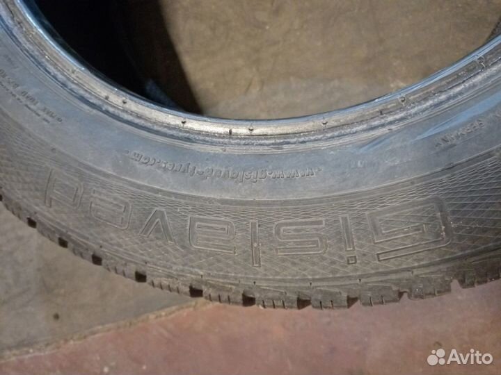 Gislaved Nord Frost 5 235/55 R17 103