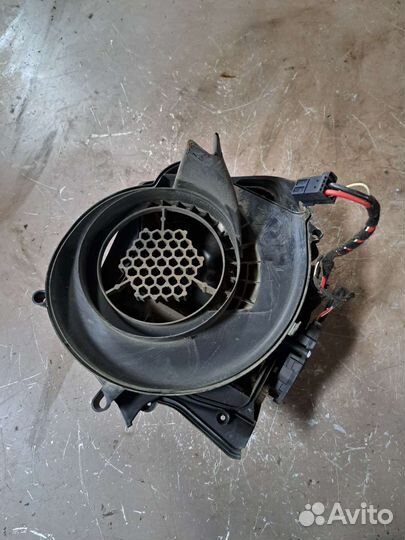 Корпус моторчика печки BMW f01