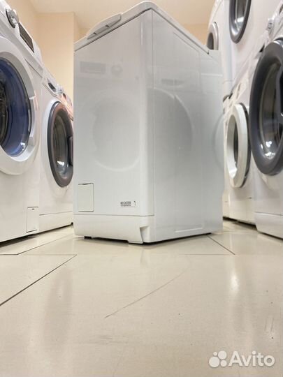 Стиральная машина с вертикальной загрузкой AEG