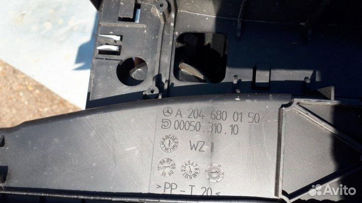 Подлокотник Mercedes-Benz Glk-Class X204