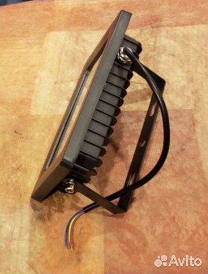 Прожектор светодиодный