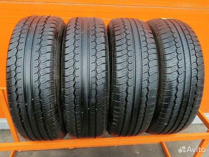 Nexen Classe Premiere 521 215/70 R16 108T