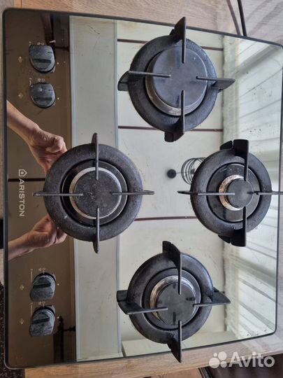 Газовая варочная панель Hotpoint-Ariston