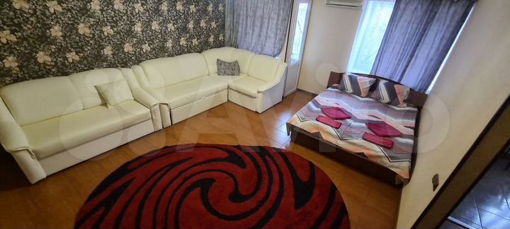 2-к. квартира, 70 м², 1/5 эт.