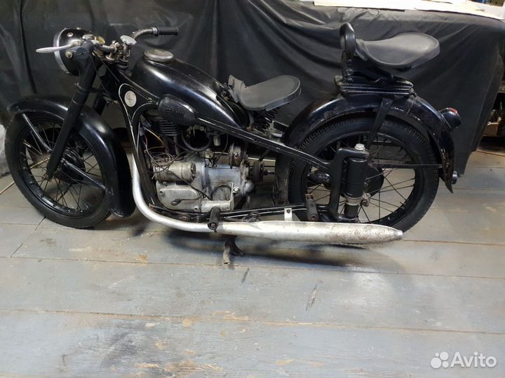 Мотоцикл EMW R-35