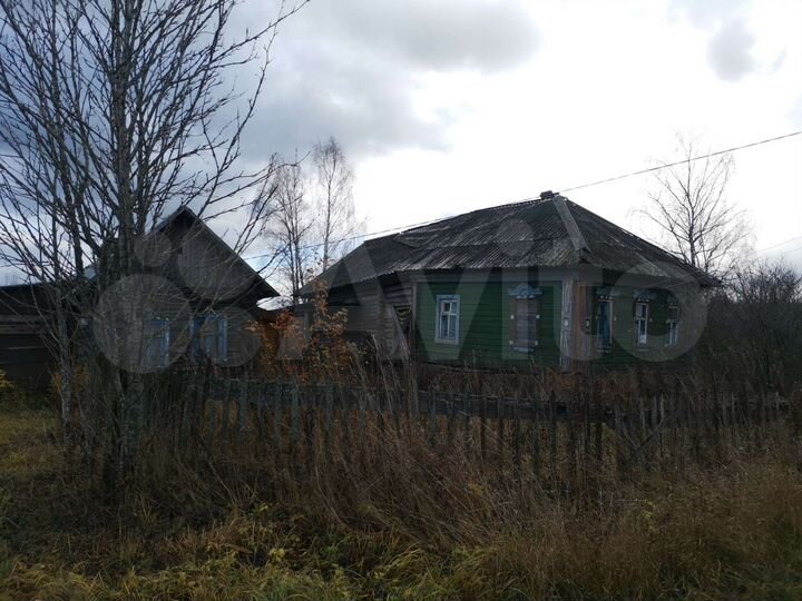 Дом 38 м² на участке 5 сот.