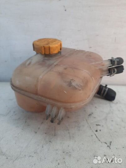 Бачок расширительный Opel Astra универсал 1.7