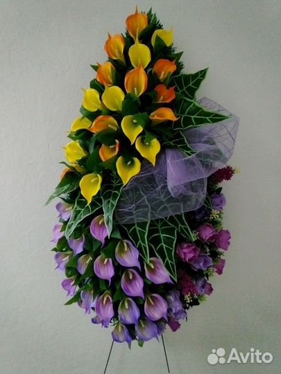Ритуальные венки, корзины, полянки