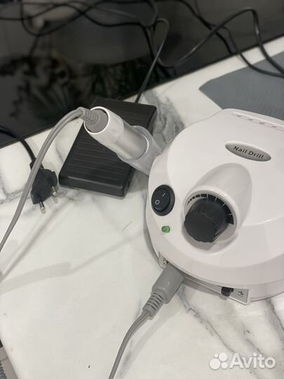 Все для маникюра набор, лампа, аппарат