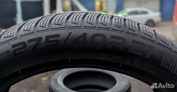 Tourador Winter Pro TSU1 275/40 R21 и 315/35 R21 111V