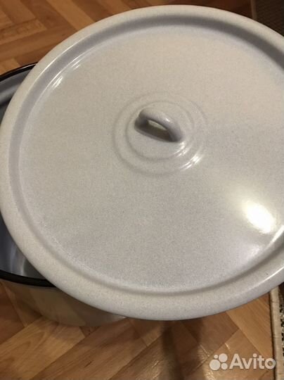 Кастрюля эмалированная 12 литров