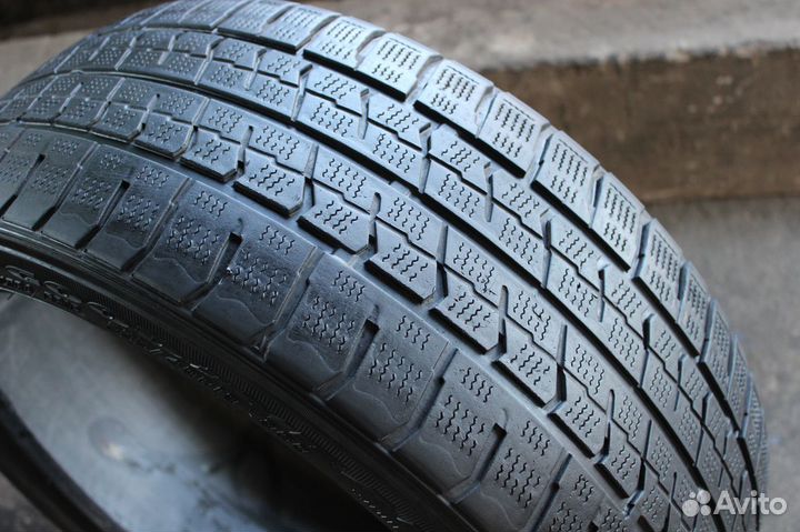 Goodyear Ice Navi Zea II 235/40 R19