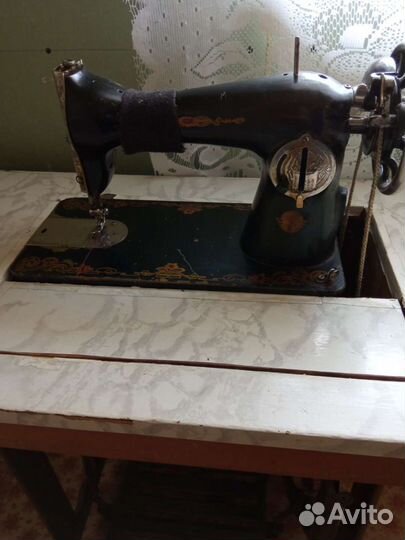 Швейная машина Подольск ножная