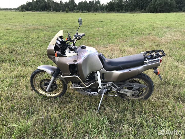 Honda xrv 650 Africa Twin RD03
