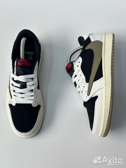 Nike air Jordan 1 travis scott