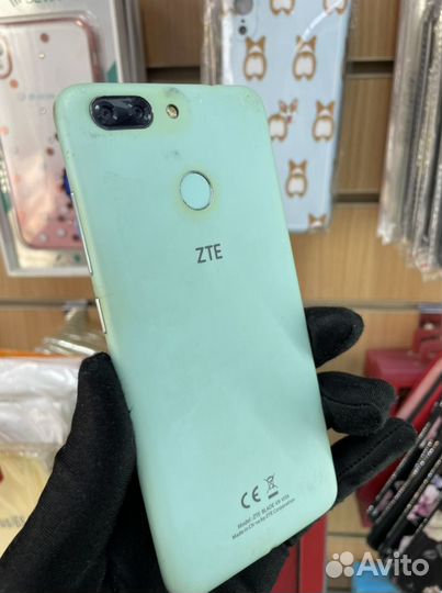 ZTE Blade V9 Vita разбит на запчасти