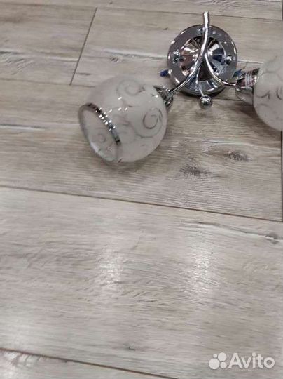 Люстра и бра