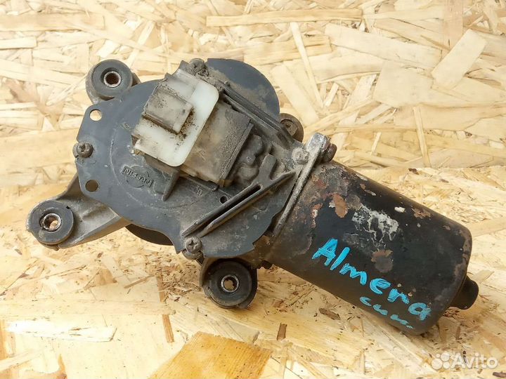 Моторчик переднего дворника Nissan Almera N15