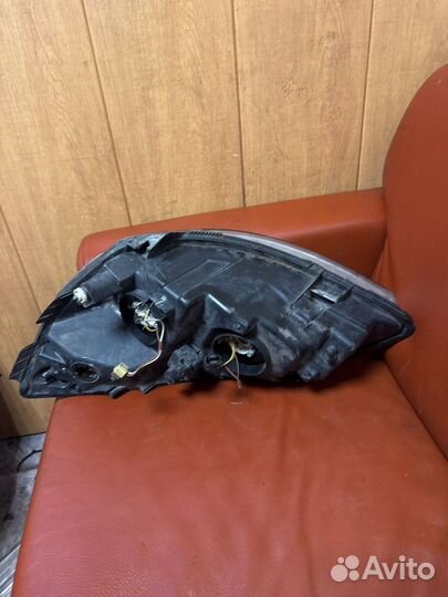 Renault scenic 2 передняя правая фара